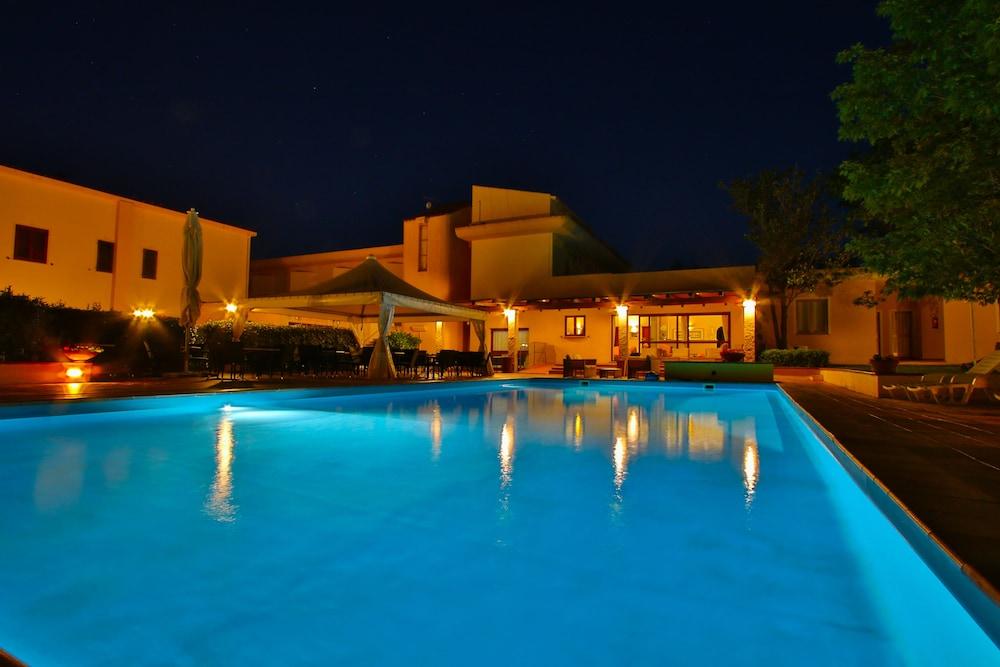 Hotel Le Mimose San Teodoro  Exterior foto